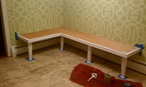 Diy Kitchen Nook Bench, Wooden Banquette, Diy Kitchen Nook, Kitchen Corner Bench Seating, Kitchen Island With Bench Seating, Corner Of Kitchen, Kitchen Nook Bench, Kitchen Corner Bench, Diy Banquette