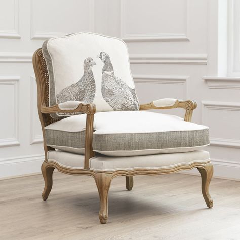 Louis Style Chair, Oak Armchair, Black Friday Furniture Sale, Living Room Chair, Traditional Chairs, Best Furniture, Antique Chairs, Traditional Interior, Accent Chairs For Living Room