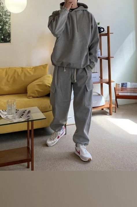 Lounge Wear Aesthetic Men, Male Loungewear Aesthetic, Luxury Loungewear Aesthetic, Male Loungewear, Hoodie And Sweatpants Outfit Men, Tracksuit Aesthetic, Lounge Wear Aesthetic, Boys Clothing Styles, Hoodie And Sweatpants Outfit