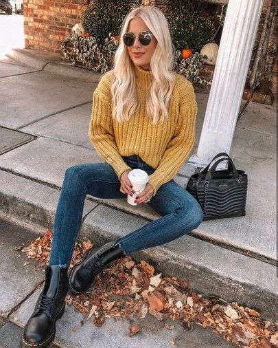 Mustard Sweater Outfit, Black Combat Boots Outfit, Kathleen Post, Combat Boot Outfits, Combat Boot Outfit, Winter Boots Outfits, Winter Sweater Outfits, Knit Sweater Outfit, Cute Fall Outfits