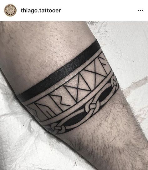 Rune Armband Tattoo, Viking Rune Tattoo, Norse Mythology Tattoo, Viking Tattoo Sleeve, Tattoo Band, Wife Tattoo, Rune Tattoo, Celtic Tattoo, Norse Tattoo