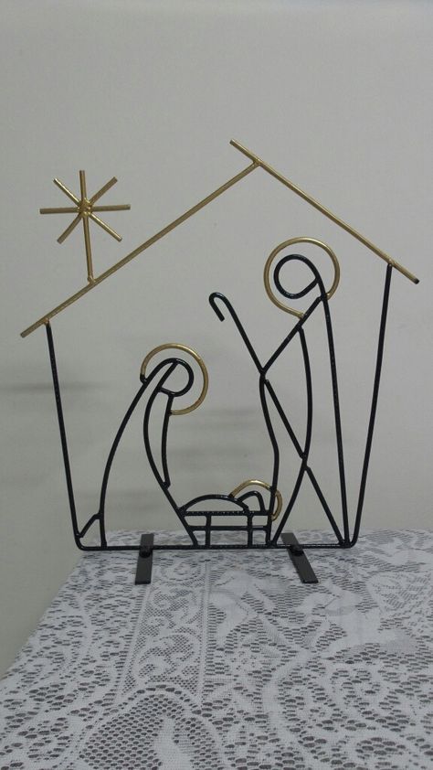 Church Christmas Decorations, Christmas Church, Welding Art Projects, Metal Plant Stand, The Nativity, Nativity Crafts, Wire Sculpture, Christmas Drawing, Welding Art