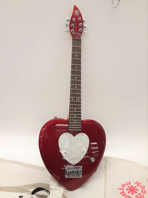 Daisy Rock Guitar, Heart Shaped Guitar, Heart Guitar, Best April Fools, Red Electric Guitar, Red Guitar, Guitar Lessons Songs, Instruments Art, Rockstar Aesthetic