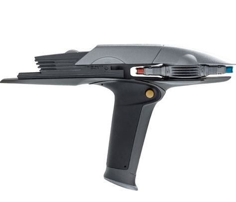 Star Trek ANOVOS Reveals Beyond Replica Type-1B Hand Phaser Star Trek Phaser, Star Wars Collectibles, Star Trek Crew, Sci Fi Props, New Star Trek, Star Trek Beyond, Star Trek Into Darkness, Tactical Gear Loadout, Retro Robot