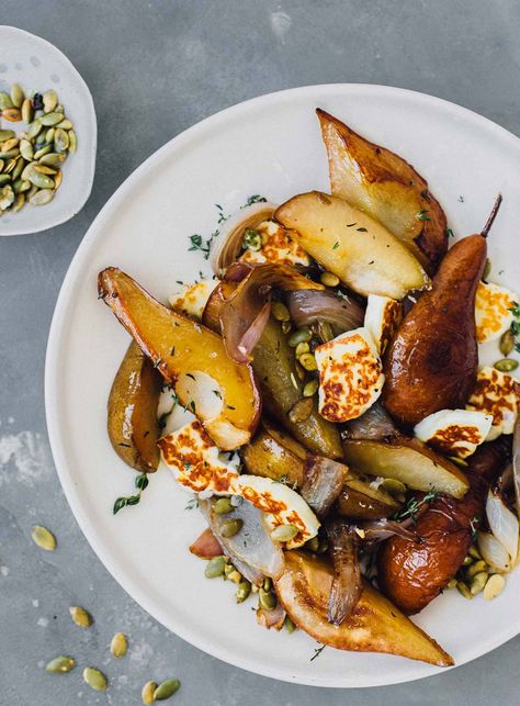 Roasted Pears, Winter Side Dishes, Halloumi Cheese, Roasted Pear, Red Onions, Aioli, Tasty Recipes, Winter Food, Onions