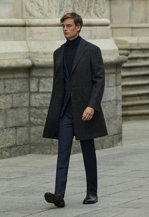 Psychologist Outfit, Winter Outfits For Men, Winter Style Guide, Formal Dresses For Men, Class Outfits, Mens Business Casual Outfits, Blue Jacket Men, Smart Casual Men, Outfits For Men