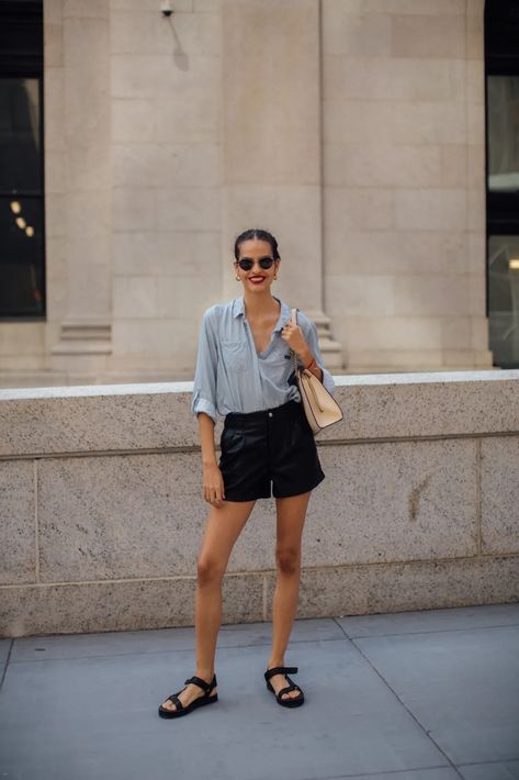 How To Style Tevas, Teva Sandals Outfit Summer, Teva Outfits, Tevas Outfit, Teva Outfit, Teva Sandals Outfit, Minimalist Outfit Ideas, Today Tomorrow Forever, Sandals Outfit Summer