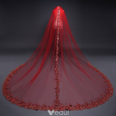 Long Veils Bridal, Lace Trimmed Veil, Wedding Veil Styles, Floral Wedding Veils, Red Wedding Gowns, Red Veil, Ivory Bridal Veil, Tulle Wedding Veil, Long Veil Wedding