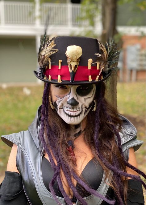 Voodoo Doctor Makeup, Vodoo Costumes For Women Diy, Voodoo Face Paint, Steampunk Witch Costume, Voodoo Makeup Woman, Voodoo Queen Makeup, Voodoo Priestess Makeup, Witch Doctor Makeup, Voodoo Priestess Costume