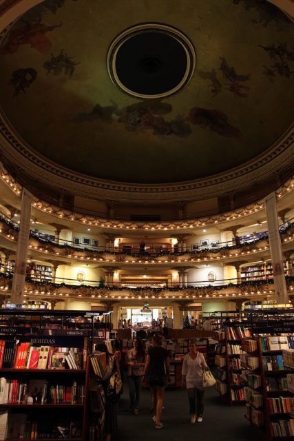 El Ateneto Gran Splendid. A theatre converted into a bookshop. Buenos Aires, Argentina.Source Ateneo Grand Splendid, Beautiful Bookstores, Old Theatre, El Ateneo, Book Stores, Public Spaces, Stage Design, Travel Goals, Public Space