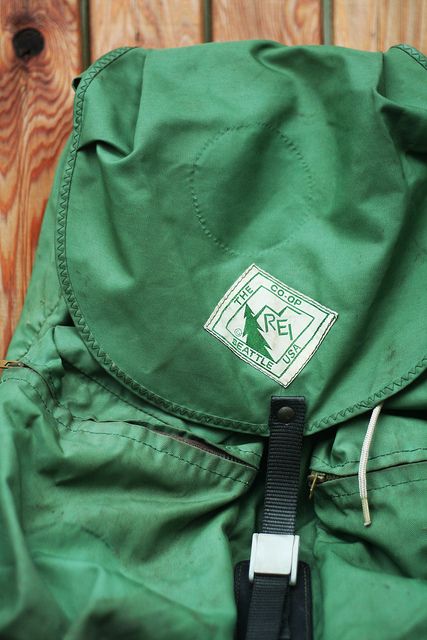 rei backpack 3 by The WildWood, via Flickr Rei Backpack, Rei Coop, Sailor Bags, Retro Backpack, Bushcraft Camping, Vintage Outdoor, Backpack Travel Bag, Vintage Labels, Types Of Bag