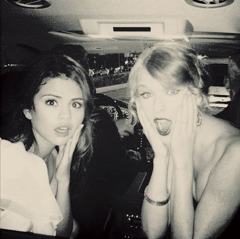 Selena Gomez 2012, Selena Gomez New Song, Selena Gomez And Taylor Swift, Selena Gomez And Taylor, Taylor Swift Pics, Rare Taylor Swift, Taylor Swift Fotos, Selena And Taylor, About Friends