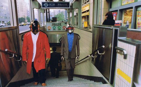 Daft Punk Fandom🤖🤖 on Twitter: "Daft Punk taking the subway in Japan (December 2000)… " Aesthetic Culture, Thomas Bangalter, Punk Wallpaper, Anime Music Videos, Punk Aesthetic, Simple Fits, Daft Punk, Retro Futurism, Anime Music