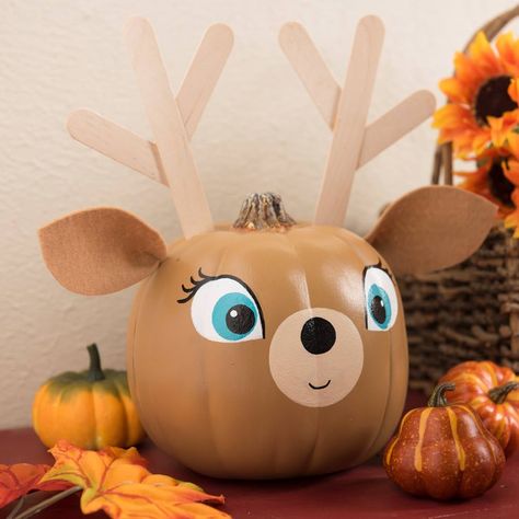 Pumkin Decoration, Craft Pumpkins, Christmas Pumpkins, Pumpkin Decorating Contest, Pumpkin Contest, Pumpkin Painting Ideas, Carte Halloween, Pumpkin Projects, Creative Pumpkins