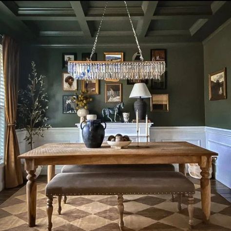 Photo of color Benjamin Moore 462 Vintage Vogue Rookwood Dark Green, Moody Dining Room, Olive Green Paints, Green Dining Room, Vogue Vintage, Cabinet Paint Colors, Green Paint Colors, Lighting Design Interior, Beige Walls