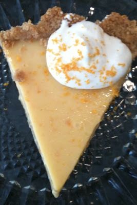 My Eats and Beats: Lola Wants Sour Orange Pie Sour Orange Pie Recipe, Sour Orange Pie, Orange Pie, Sour Orange, Ice Cream Pies, Desserts For A Crowd, Perfect Pies, Delicious Pies, Orange Recipes