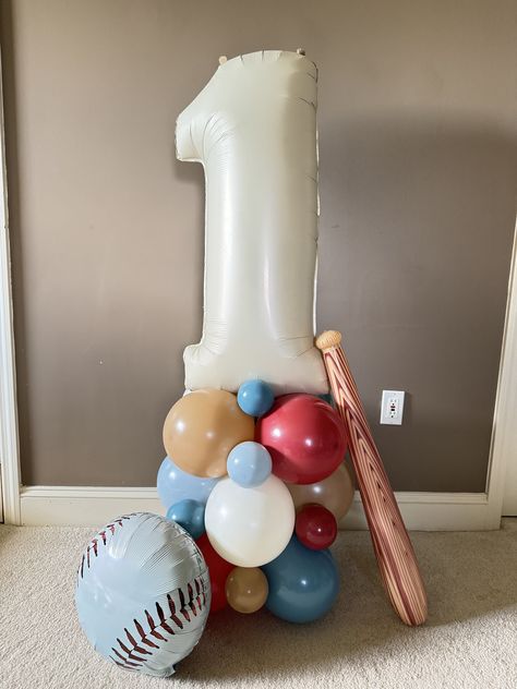 Baseball balloon tower diy kit! These stunning, one-of-kind balloons are the perfect way to make a pop at your next event! No need for helium, save money by inflating with air! Make beautiful centerpieces for parties or also a wonderful way to celebrate a coworker, teacher, loved one...the possibilities are endless! This Balloon Tower DIY Kit includes: -A set of 12 standard 11" Latex Balloons in an assortment of muted blues, beige and a deep red -A set of 12 mini 5" Latex Balloons in an assortme Balloon Tower Diy, 1st Birthday Boy Themes, Baseball Theme Birthday, Baseball First Birthday, First Birthday Balloons, Balloon Tower, Baseball Theme Party, Baseball Birthday Party, 1st Birthday Themes