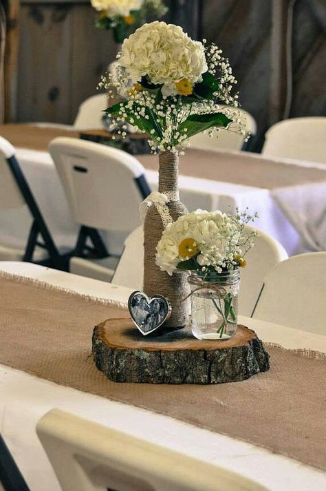 Rustic Bottle Centerpieces Centerpieces Simple, Centerpieces Rustic, Wedding Centerpieces Mason Jars, Jasmine Wedding, Wedding Decors, Simple Wedding Decorations, Rustic Table Decor, Unique Wedding Flowers, Wedding Floral Centerpieces