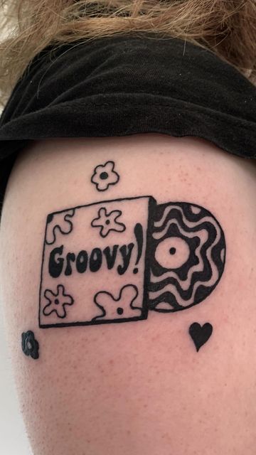 Stay Groovy Tattoo, Cute Patch Work Tattoos, Funky Tattoo Designs, Groovy Chick Tattoo, 70s Aesthetic Tattoo, Quirky Tattoos For Women, Tattoo Reference Ideas, 60s Tattoo Ideas, Groovy Tattoo Ideas