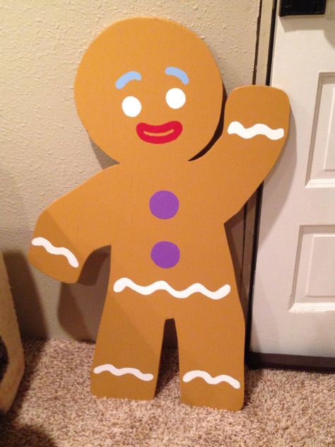 Christmas Decor Diy Classroom, Cheap Dollar Tree Christmas Decor, School Christmas Decorations Outdoor, Christmas Decor Cardboard Diy, Chrismast Decoration Idea Diy Outside, Christmas Decor Diy Cardboard, Gingerbread Themed Christmas Decor Outdoor, Christmas Door Decorating Contest Gingerbread, Simple Christmas Decor Outdoor