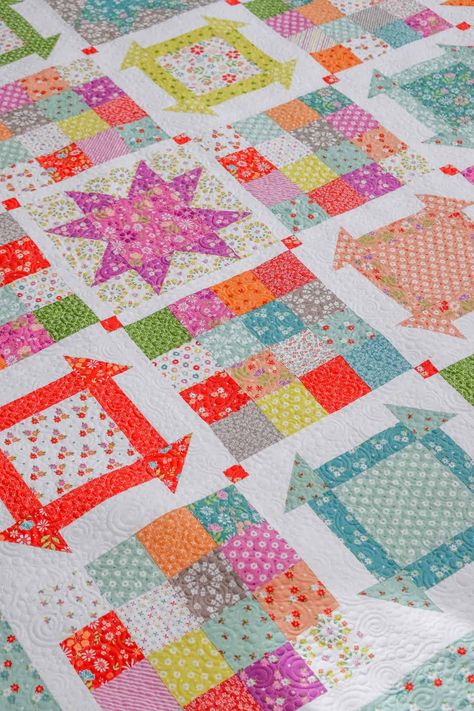 A Quilting Life, Jelly Roll Quilt Patterns, Hanging Quilts, Happy Go Lucky, Scrappy Quilt Patterns, Fat Quarter Quilt, Scrap Busters, Scrap Quilt Patterns, Scrap Quilt