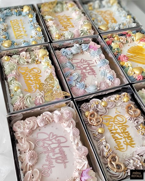 Traybake Cake Decoration, Boho Sheet Cake, Fancy Sheet Cake, Rectangular Cake Designs, Cake Rectangle, Princess Wedding Cakes, Pastel Rectangular, Flower Cake Design, Slab Cake