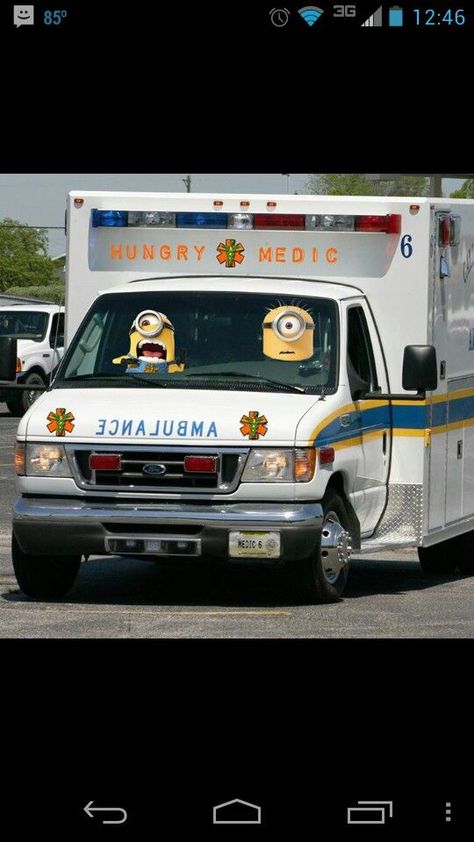 Minion ambulances! Emt Humor, Minion Rock, Ems Humor, Paramedic School, Firefighter Paramedic, Armored Car, Winnipeg Canada, Emt Paramedic, Minions Love