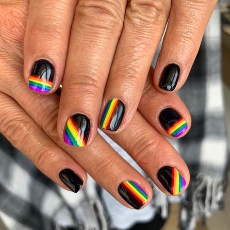 rainbow nail designs for you to show pride Pride Nails, Rainbow Nails Design, Rainbow Nail, Mens Nails, Rainbow Nails, Makati, Easy Nail Art, Us Nails, Nail Polishes