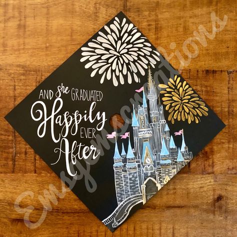 Castle grad cap created by @emsgemscreations!  For more designs, visit @emsgemscreations on Instagram! Disney Grad Caps, Disney Graduation Cap, Disney Graduation, Graduation Cap Decoration Diy, High School Graduation Cap, College Graduation Cap Decoration, Graduation Cap And Gown, Grad Cap Designs, Grad Party Decorations