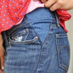 Expand Jeans Waist: How To Make Pants Bigger Around The Waist Pants Diy, Pants Tutorial, Diy Sy, Sew Ins, Costura Diy, Clothes Sewing, Creation Couture, Diy Couture, Clothing Hacks