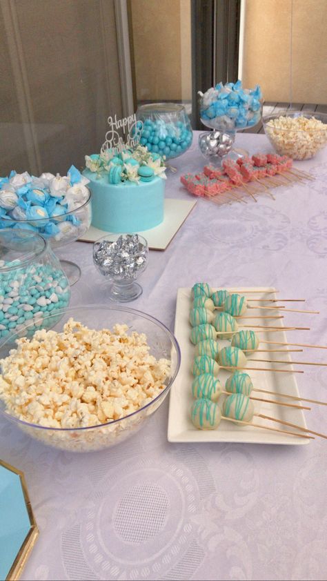 Sweet 16 Party Ideas Themes Pastel, 16tj Birthday Party Ideas, Sweet Sixteen Food Buffet Party Ideas, Sweet 13 Party Ideas, Frozen Sweet Sixteen Party, Sweet Sixteen Party Color Schemes, Sweet 16 Decorations Ideas Blue, Sweet Sixteen Cakes Simple, Aesthetic Birthday Party Themes Blue