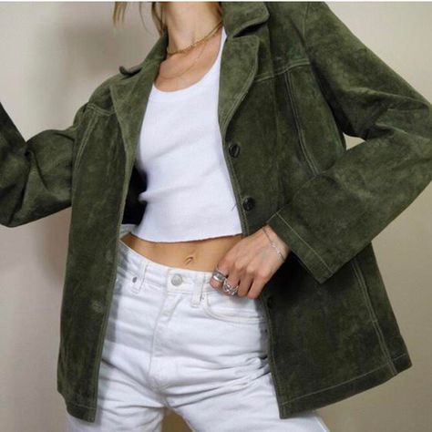 Vintage Suede Jacket Outfit, Green Suede Jacket Outfit, Olive Green Leather Jacket, Suede Jacket Outfit, Green Suede Jacket, Green Leather Jacket, Vintage Suede Jacket, Green Leather Jackets, Suede Blazer