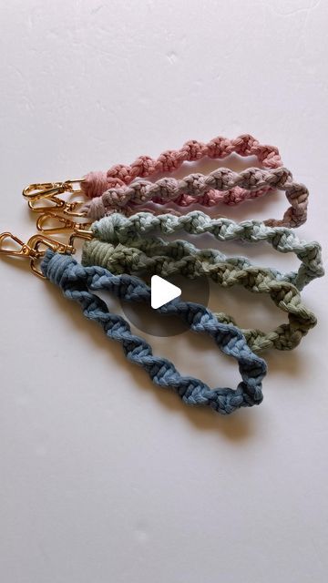 Megan | Macrame Gifts & Tutorials on Instagram: "Macrame Wristlets 💙✨  #macrametutorial #macrametutorials #howto #macrame #megsmodernmacrame #shopmegsmodernmacrame #macrameshop #handmadecommunity #macramemakers #macramegift #macramebraid #braids #braidtutorial #howtomacrame #gatheringknot #beginnerknot #beginnermacrame #beginnerartist #macramemovement #fiberart #ornamentdiy #macrameornament #macramekeychain #macramecharm #fiberart #macramechristmas #relaxingtutorial #shophandmade #macramediy #macrameinstructions #macramestepbystep" Braid Tutorial, Macrame Tutorial, Macrame Diy, Ornaments Diy, Handmade Shop, Macrame, Fiber Art, Christmas, Gifts