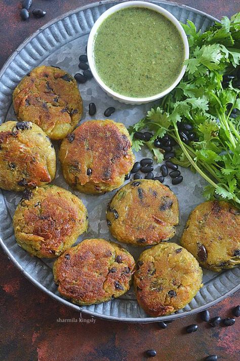 Sweet Potato And Black Beans, Bean Patties, Black Bean Patties, Sweet Potato Patties, Vegan Patties, Steamed Sweet Potato, Potato Muffins, Vegan Plant Based, Potato Patties