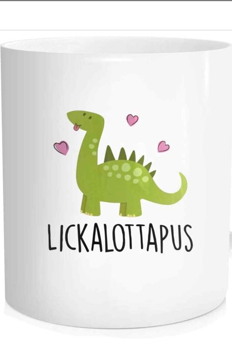 Likalottapus with a cute lime green cartoon dinosaur with tongue sticking out. Cute pink hearts surround her. Lesbian Christmas Gifts, Lesbian Gift Ideas, Lesbian Gifts, Cute Coffee Mug, Cute Mug, Cute Coffee Mugs, Cute Gift Boxes, Gift For Boyfriend, Friends Mom