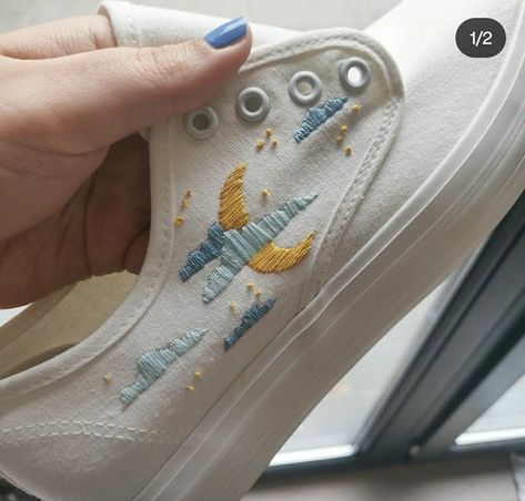 Embroidery on shoe Moon And Stars Embroidery, Night Moon And Stars, Sun Shoes, Stars Embroidery, Moon And Clouds, Embroidered Sun, White Canvas Shoes, Night Moon, Embroidery Shoes