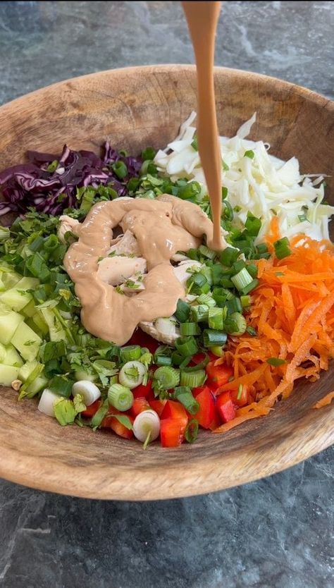 Recipe Reel Here Salad With Shredded Chicken, Sesame Chicken Salad, Steak And Green Beans, Thai Peanut Salad, Chopped Chicken Salad, Chicken Cabbage, Peanut Salad, Thai Chicken Salad, Tomato Butter