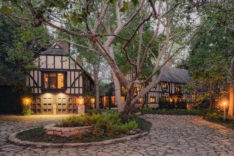 Ariana Grande House, Ellen Degeneres And Portia, Portia De Rossi, Tudor Style Homes, English Tudor, Rob Lowe, Meg Ryan, Tudor Style, Hollywood Hills