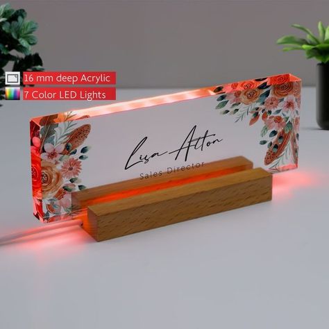 You can choose your favorite design that you believe reflects yourself. Our name plates are designed to turn your office table into an astonishing and friendly place. Design, manufacturing and packaging are all done in our facilities to ensure high quality delivery to our customers. Each one is handmade. Manufactured with top quality material. Led Name Plate, Custom Desk Name Plates, Personalized Desk Name Plate, Office Desk Name Plates, Name Plate Design, Acrylic Desk, Name Blocks, Executive Gifts, Abstract Wallpaper Backgrounds