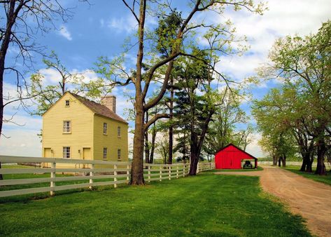 Old House Smells, Williamstown Kentucky, Central Kentucky, The Ark Encounter, Kentucky Vacation, Old Farmhouses, Shaker Village, My Old Kentucky Home, Kentucky Home