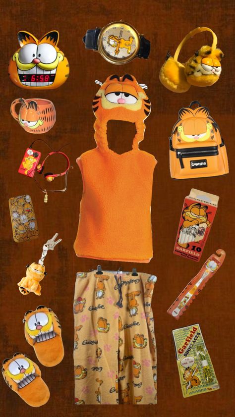 Garfield Outfit, Fat Orange Cat, Garfield Images, Garfield Cartoon, Silly Clothes, Garfield Cat, Lazy Cat, Cute Animals Images, Orange Cat