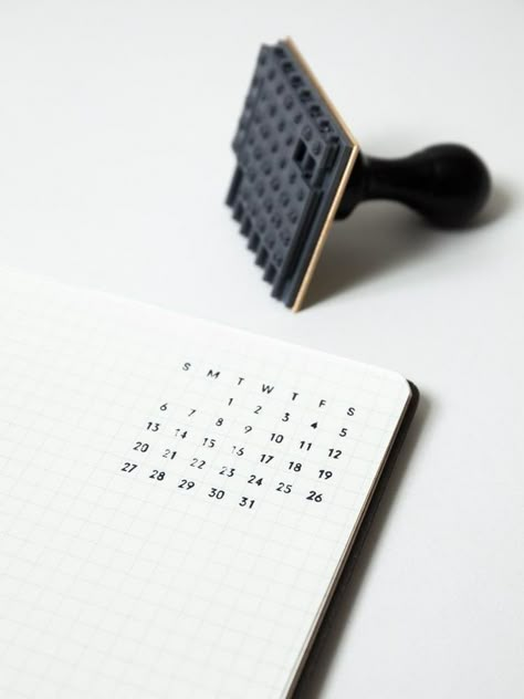 3d Tiskárna, 달력 디자인, Calendar Stamps, Cool School Supplies, Cute School Supplies, A Notebook, Perpetual Calendar, Work At Home, Cute Stationery