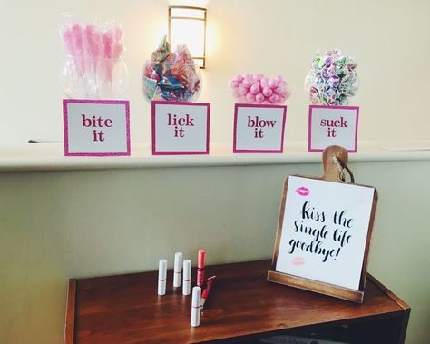 Classy Bachelorette Party Decorations, Bachelorette Party Ideas Girl Night, Bachelorette Party Food, Dirty Bachelorette Party, Bachelorette Party Straws, Classy Bachelorette, Party Candy Bar, Bachelorette Diy, Classy Bachelorette Party