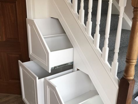 9. Three drawer white insides Understair Storage, Under Stair Storage, Under Stairs Storage Solutions, Rustic Closet, Closet Under Stairs, تحت الدرج, Under Stair, Clever Closet, Stairs Renovation