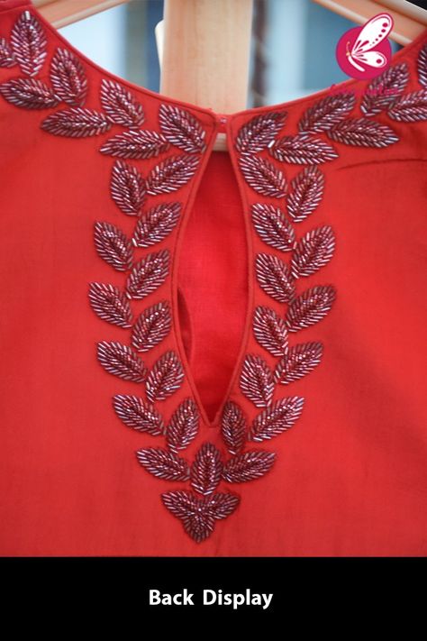 Red Crepe Beads Handwork Padded Keyhole Back Blouse - Blouses Beats Work Blouse Design, Beads Work On Blouse, Procreate Tracing, Payet Leher, Model Payet, Latest Model Blouse Designs, Hand Beaded Embroidery, Fashionable Saree Blouse Designs, Simple Embroidery Designs