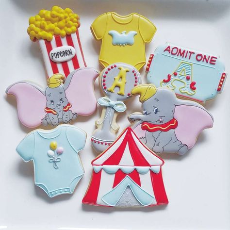 Dumbo Baby Shower Theme, Circus Baby Shower Theme, Dumbo Birthday Party, Carnival Baby Showers, Circus Cookies, Jill Wagner, Baby Dumbo, Elephant Baby Shower Theme, Disney Baby Shower