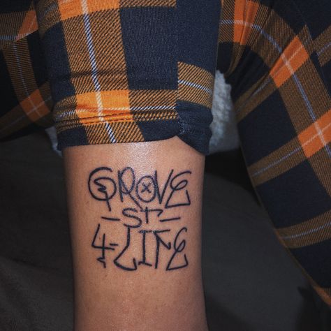 Rockstar Tattoo, Hip Hop Tattoo, Tattoo Calligraphy, Grove City Ohio, Geometric Wolf Tattoo, Tattoo Ideas Males, Geometric Wolf, St 4, Cool Forearm Tattoos