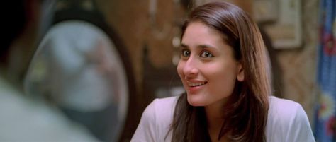 Kareena as Geet Kaur Dhillon in Jab We Met Geet Dhillon Jab We Met, Geet Jab We Met, Bollywood Theme Party Outfit, Jab We Met, Bollywood Theme Party, Fictional Women, Bollywood Theme, I Luv U, My Vibe