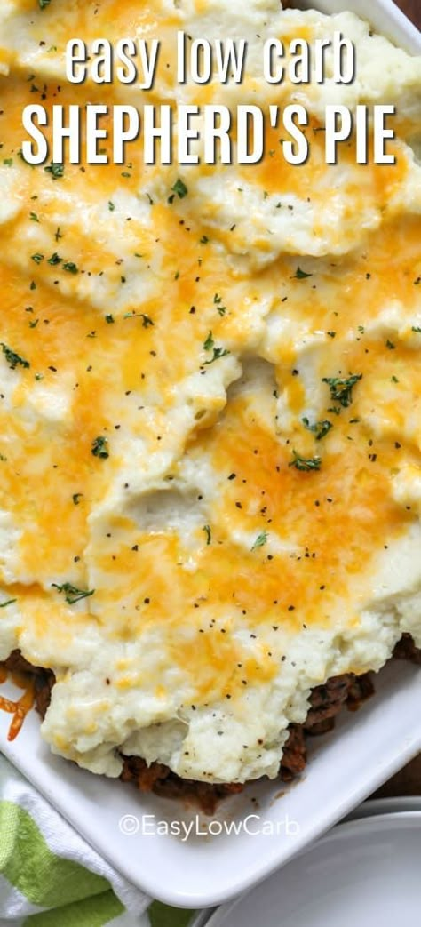 This keto Shepherd's Pie recipe is made with hearty veggies, ground lamb or beef and topped with a cauliflower mash. With only two simple steps you can have this dish ready in under an hour! #easylowcarb #shepherdspie #cottagepie #cauliflowermash #lowcarb #keto #onepot Keto Shepards Pie Cauliflower Casserole, Low Carb Shepards Pie Recipe, Keto Shepards Pie Low Carb, Cauliflower Sheppards Pie Low Carb, Keto Shepherds Pie Recipe Easy, Healthy Shepherds Pie Cauliflower, Low Carb Shepherds Pie Easy, Keto Sheppard Pie, Shepard’s Pie With Cauliflower Mash