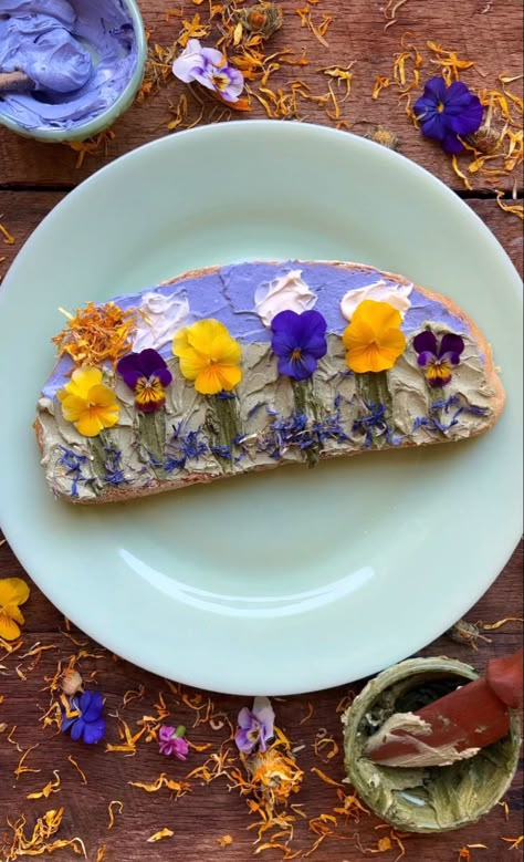 Magic Food Art, Butterfly Pea Recipe, Medicinal Drinks, Cottage Core Recipes, Fairy Recipes, Fairy Party Food, Plant Based Cream Cheese, Dried Calendula, Nightshade Free Recipes